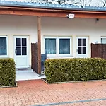 - Zum & 3*