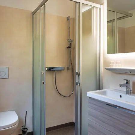 - Zum Hotel Plau am See