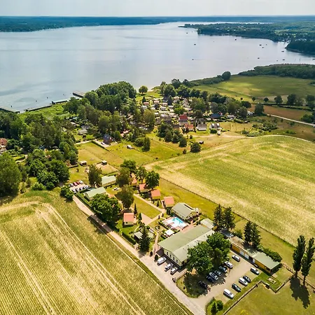 - Zum & Plau am See